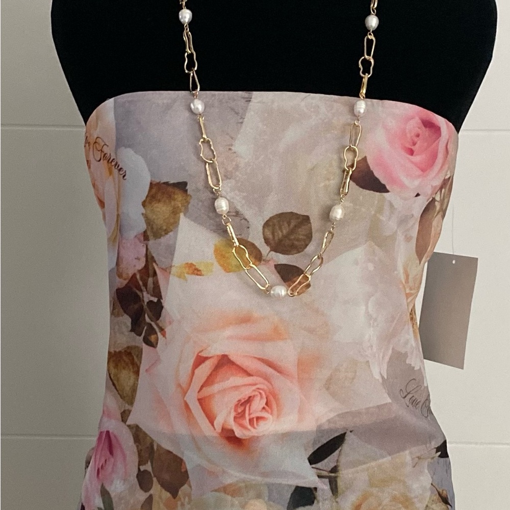 NWT  Rebellious Dreamer Cream Fitted Tank Top